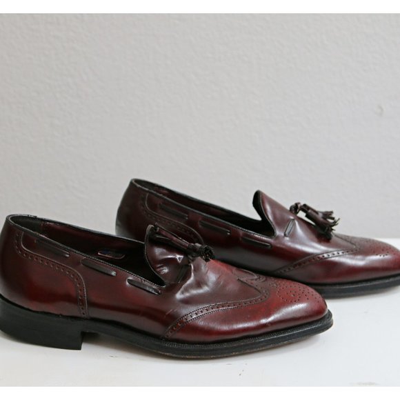 1980\'s Florsheim Burgundy Tassel Leather Dress Loafers // Men\'s 8 to 8-1/2 (8.5)